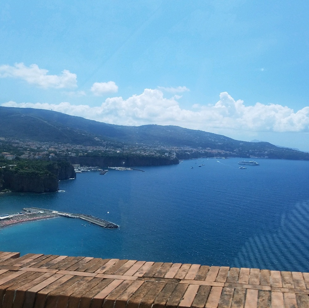 Meet your Posher, Jaida